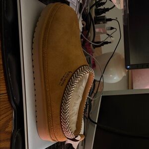 Koolaburra Tan Slip-On Shoes New